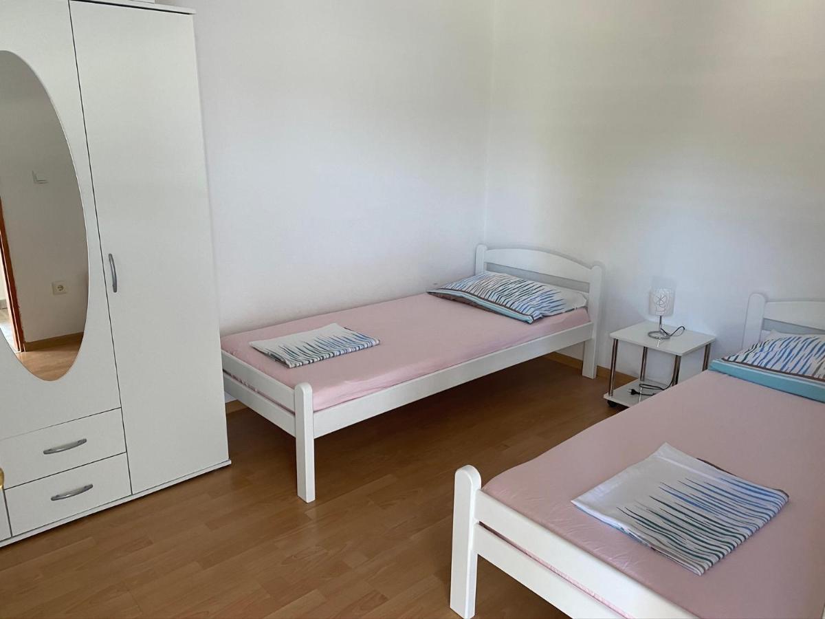 Apartments Ban Galižana Εξωτερικό φωτογραφία