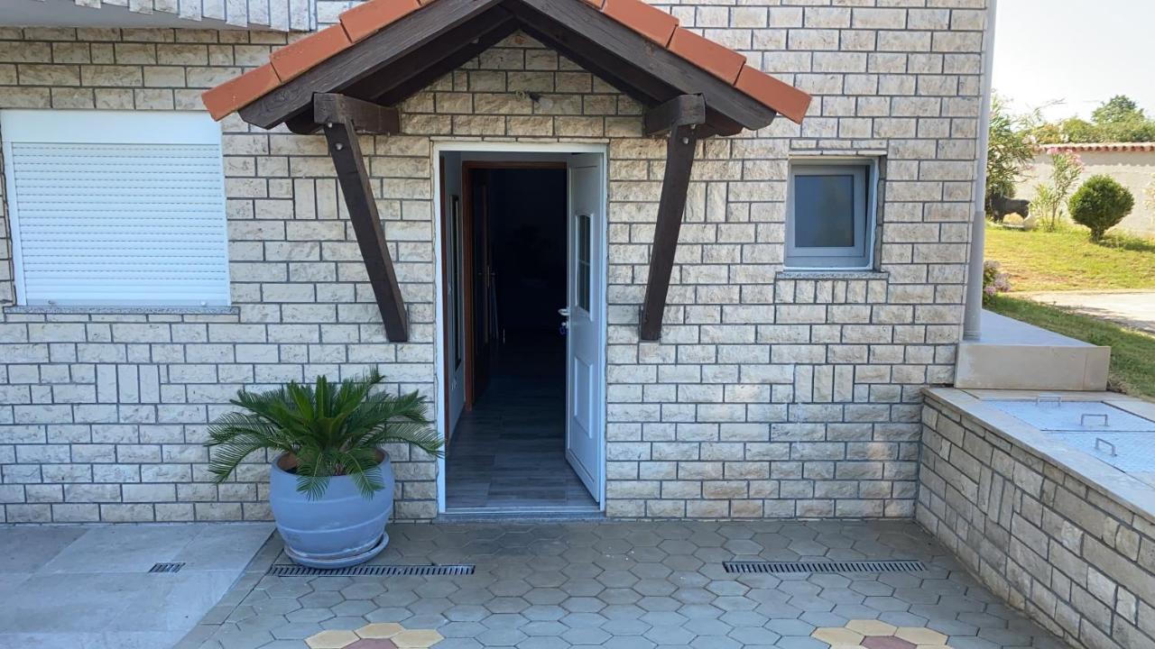 Apartments Ban Galižana Εξωτερικό φωτογραφία