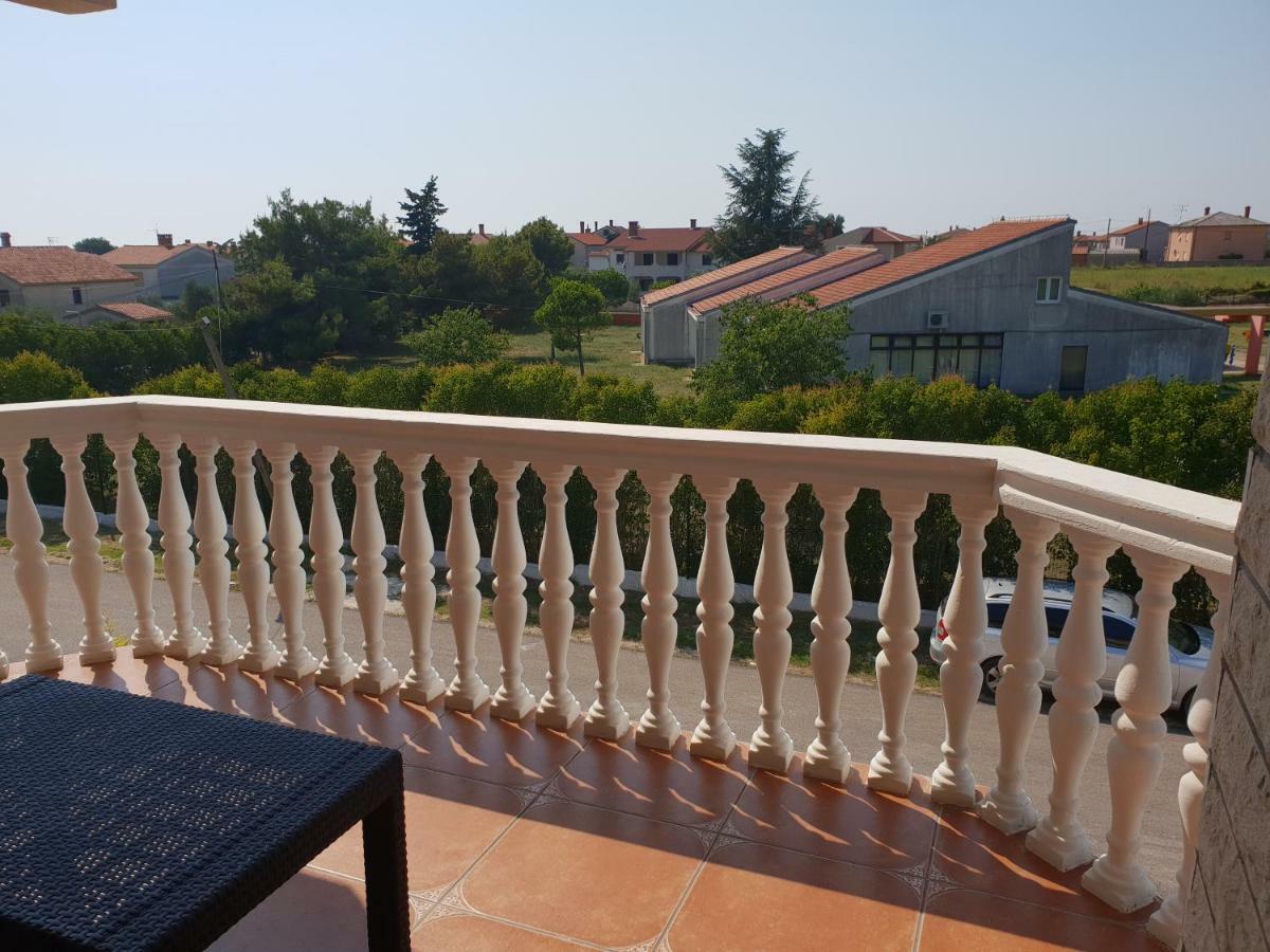 Apartments Ban Galižana Εξωτερικό φωτογραφία